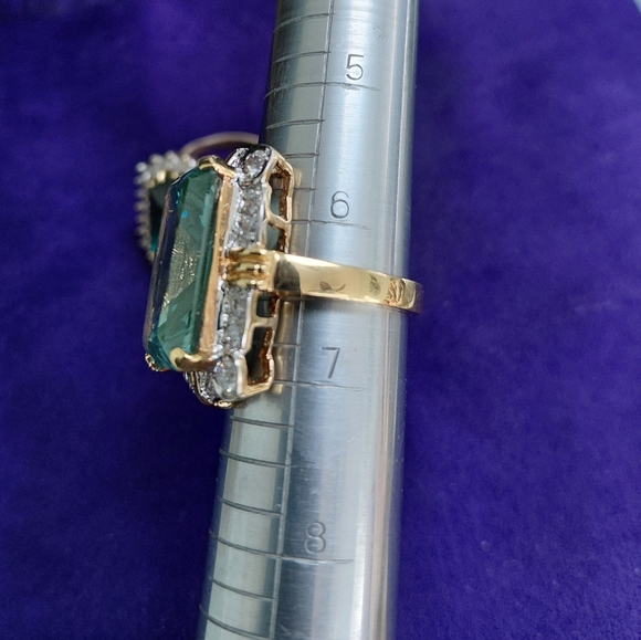 Statement COCKTAIL rings. Size 6.5, Emerald Cut Green/Blue Green Stone Gold Band - Picture 15 of 17